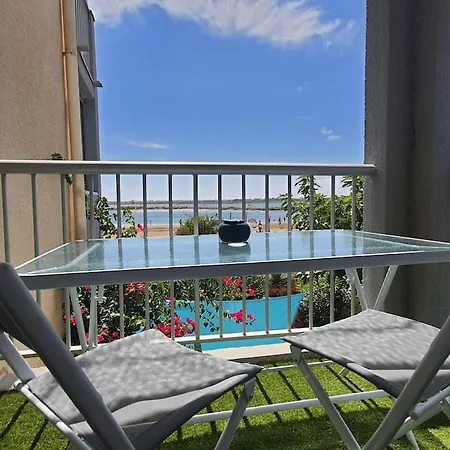 Au Bord De La Du Grazel Apartment Gruissan